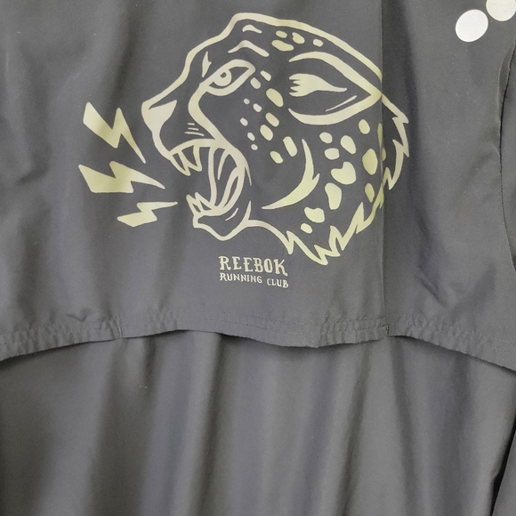 Running jacket - Picture 3 of 3